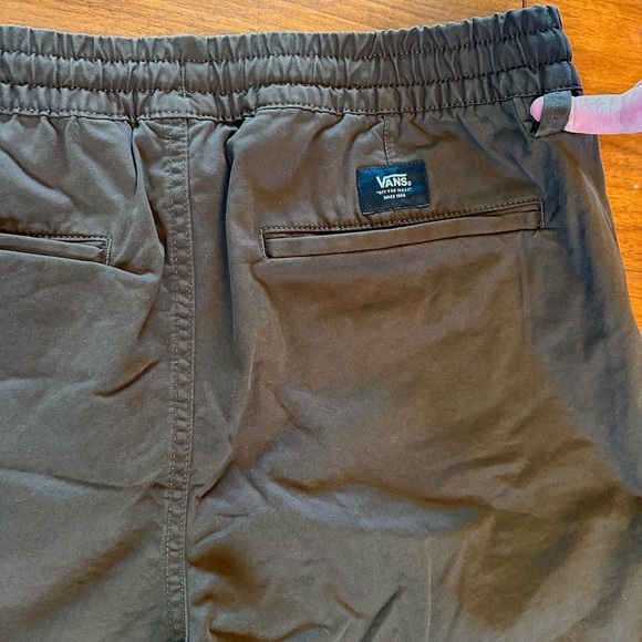 Vans Men's Brown Shorts - Picture 2 of 3